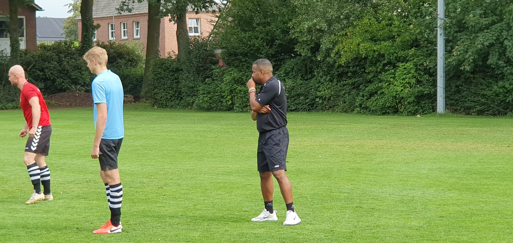 Eerste training - vv Den Dam 1